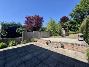 Photo 25- click for photo gallery